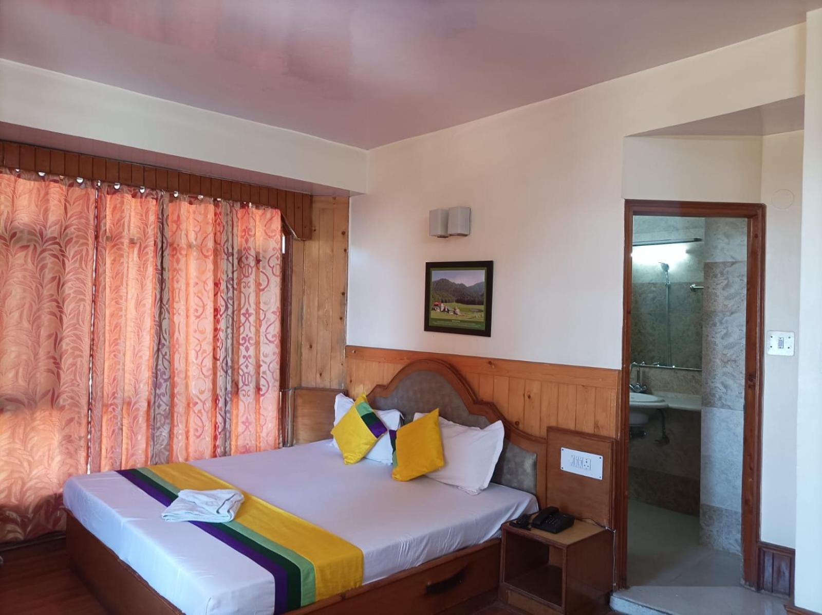 Hotel Rajat Chhota Simla Eksteriør bilde